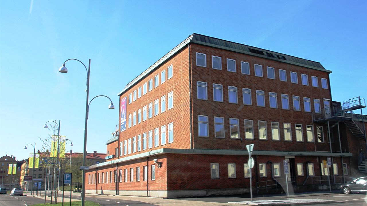 Mölndals Folkets hus, där Kulturhuset Möllan ligger – exteriör (visar huset, inte enskilda lokaler)